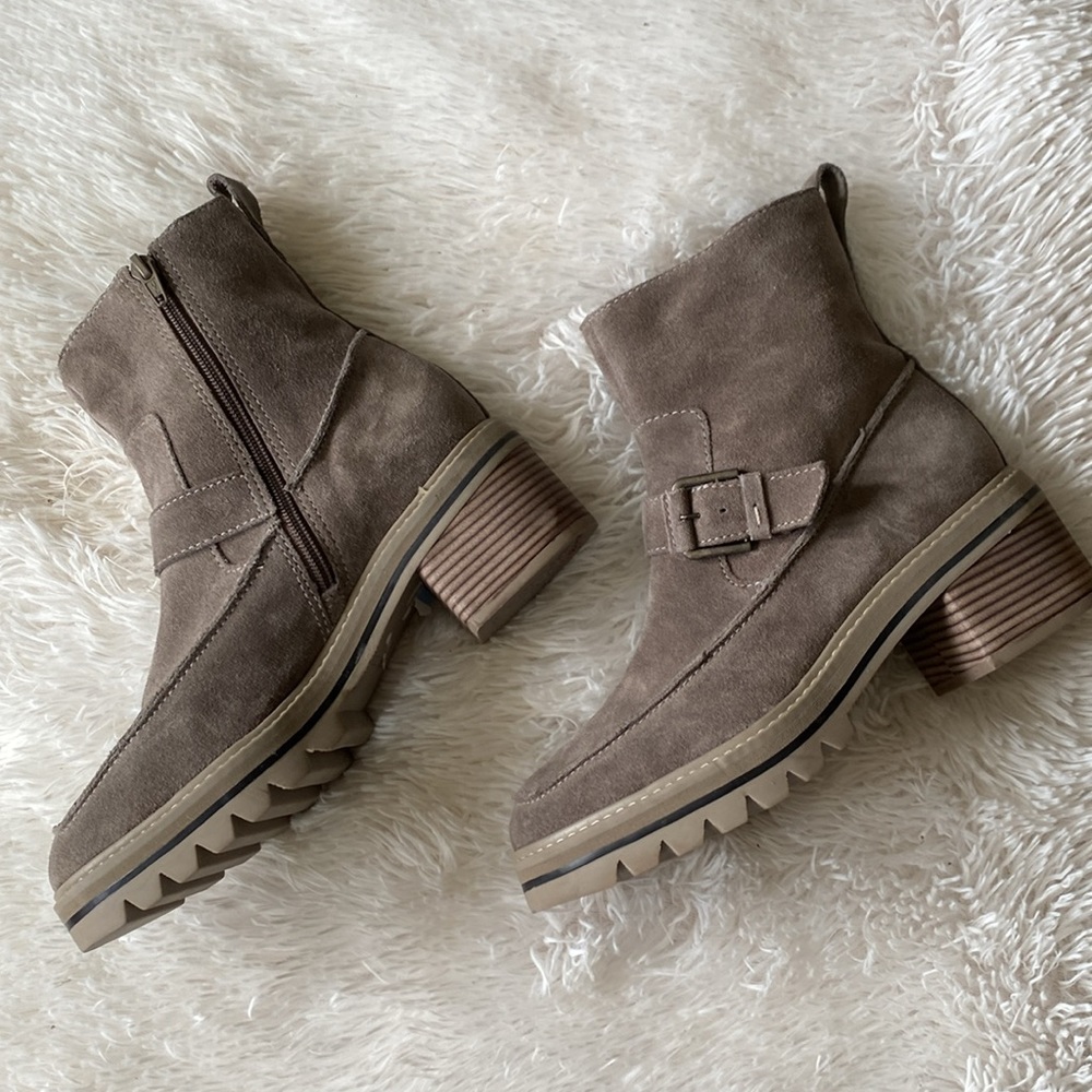 Bernardo oatmeal suede ankle boots